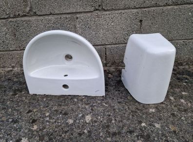 Basin Semi Pedestal