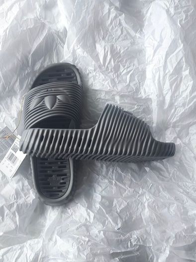 Adidas Adilette 25 Slides - Brand New In Box - Size UK 10