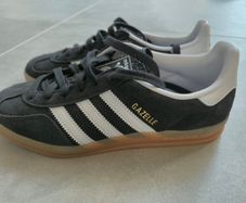 Adidas gazelle