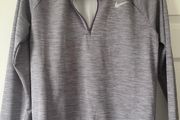 Ladies/teens Nike