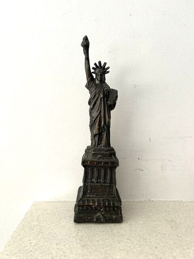 Vintage A.C. Rehberger Chicago Statue of Liberty