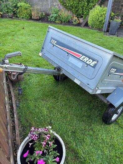 Car trailer. ERDE
