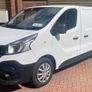 2015 renault trafic very clean Image 3