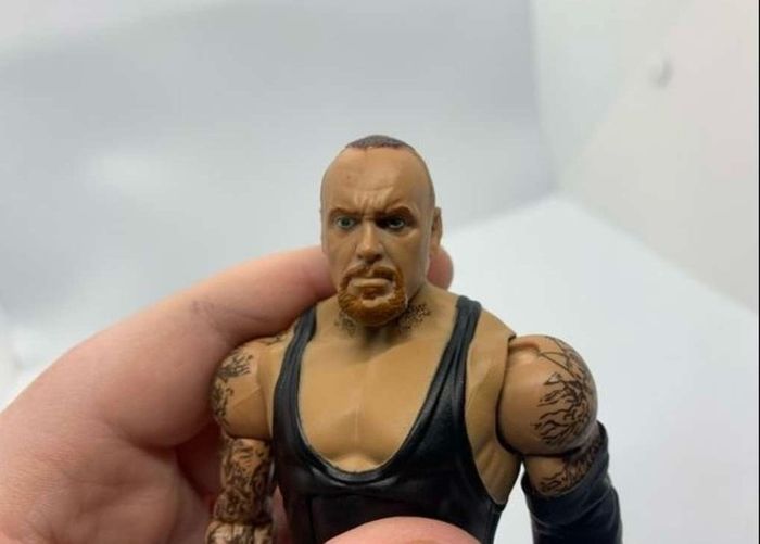 wwe elite series 27 The Undertaker action figure