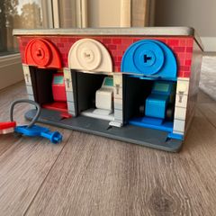 Melissa & Doug Wooden Lock & Roll Rescue Garage Set