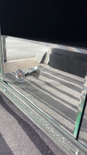 Mirrored 4-Drawer TV Unit / Sideboard