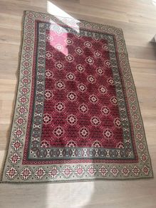 Carolyn Donnelly Rug Excellent Condition 135x195cm