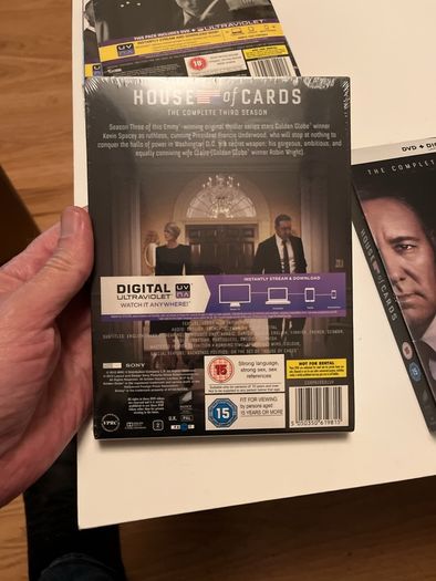House of Cards. Season 1-4 DVD Sets. New.
