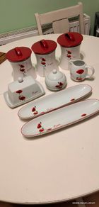 Kitchen serving and storage set