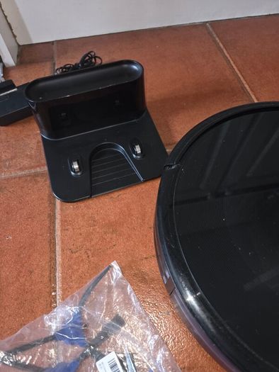 Eufy 11S Max Robot Vacuum for Parts