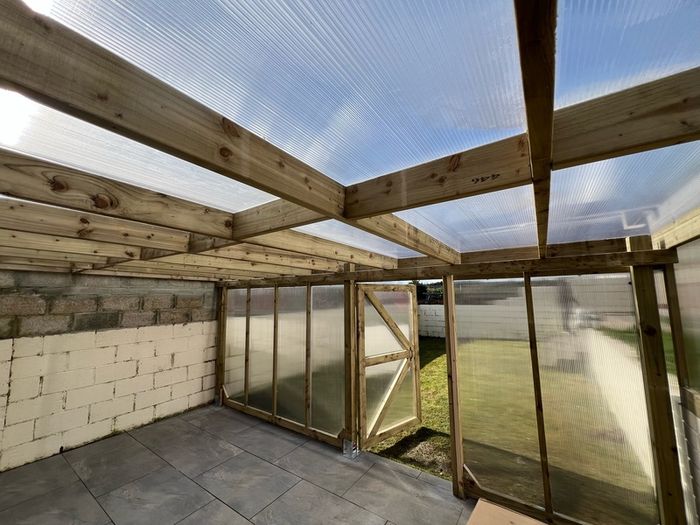 Pergola / lean to house / side passage roof