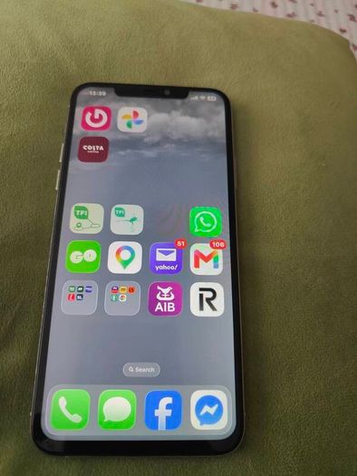 Iphone 11 pro max unlocked 256gb