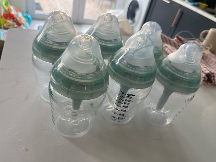 Tommee tippee baby bottles
