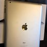 iPad 2 A1395 (WiFi) and magnetic cover Image 3