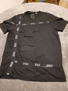 mens guess t shirt