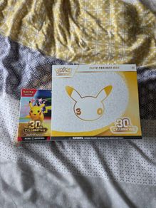 Pokemon 30th Anniversary ETB + Bundle