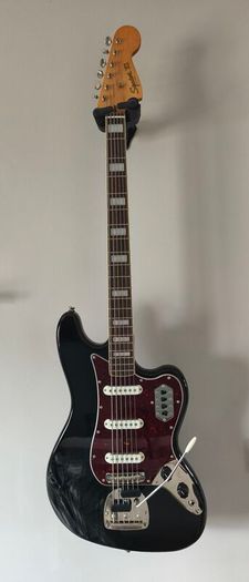 Squier Bass VI