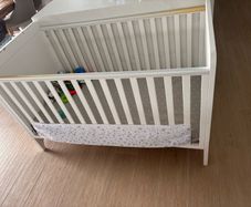 White cot