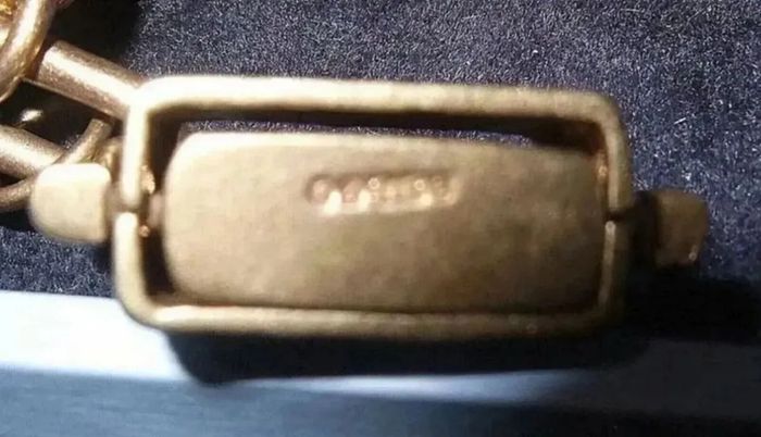 Vintage 9ct Gold Pop-Up Toaster Charm