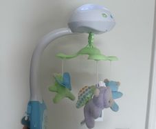 Fisher-Price Butterfly Dreams 3-In-1 Projection Mobile