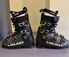 Ski Boots (Mens UK 9.5)