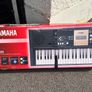 Yamaha Keyboard & stand Image 4