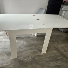 extended table and chairs
