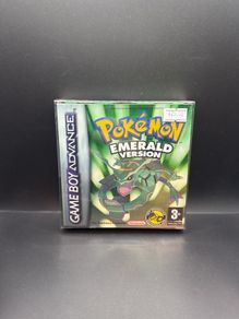 Pokemon Emerald Version Boxed Nintendo Game Boy Advance