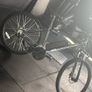 7 E bikes Image 4