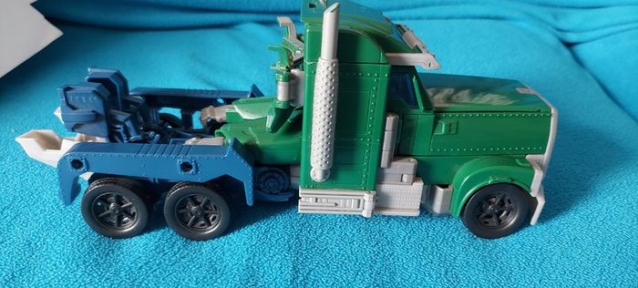 Transformer / toy