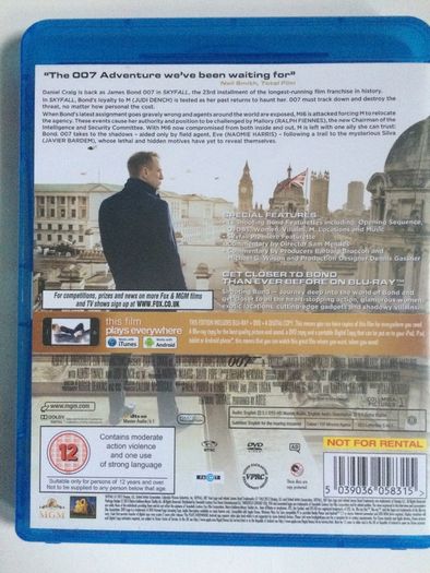 007 James Bond: Skyfall [2012] Daniel Craig, Javier Bardem, Judi Dench, Naomie Harris, Ben Whishaw, Ralph Fiennes, Berenice Marlohe & Albert Finney [Blu-ray+DVD Movie]