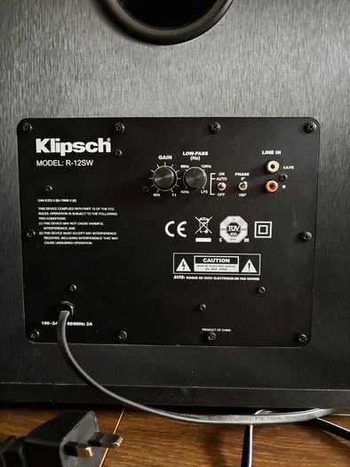 Klipsch R-12sw subwoofer