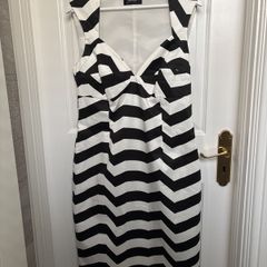 Jasmine Guinness Dress Size 14