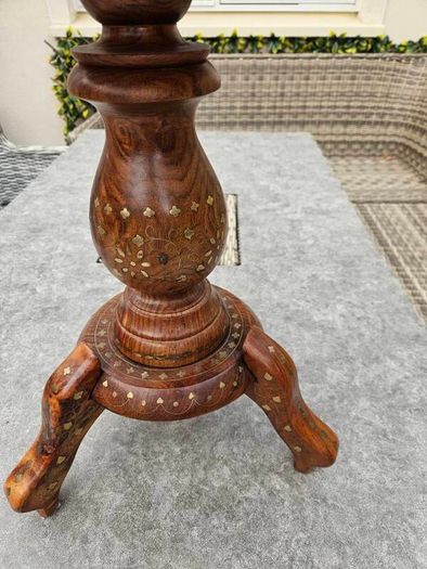 Beautiful brass inlayed lamp/occasional table