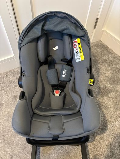 car seat with iso fix