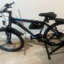 Mountain Bike, trainer stand and lock - almost like new! Image 5