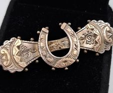 Vintage sterling silver brooch
