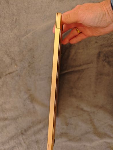 MacBook  air M1 2020 14 inch