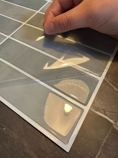Peel and Stick 3D Wall Tiles in Box