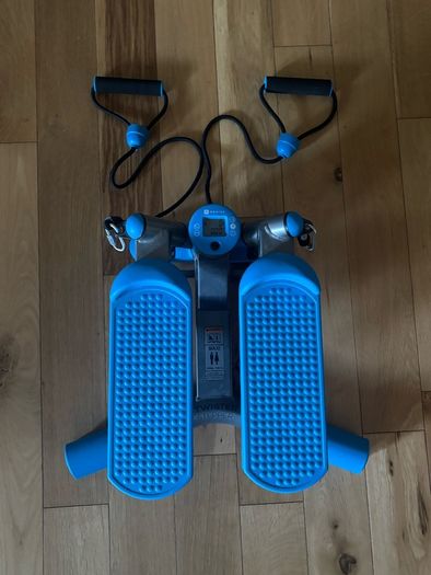 Twister Stepper with Resistance Bands