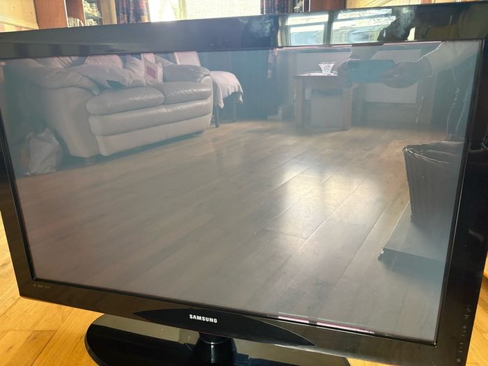Samsung 42inch TV
