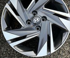 Alloy wheel