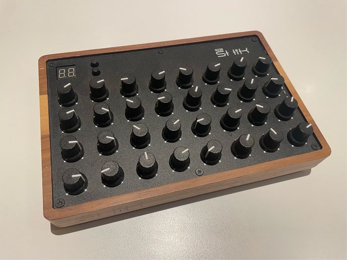 Shik N32B Midi Controller