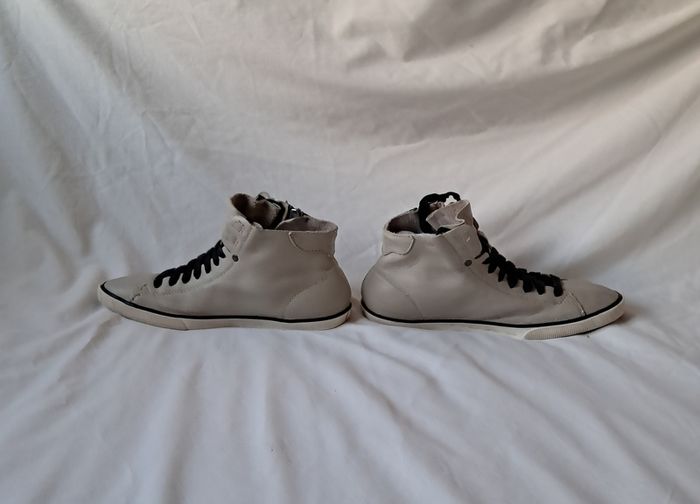 Diesel beach pit trainers size 6 eu 39 grey leather in excellent condition