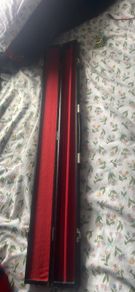Riley pool cue
