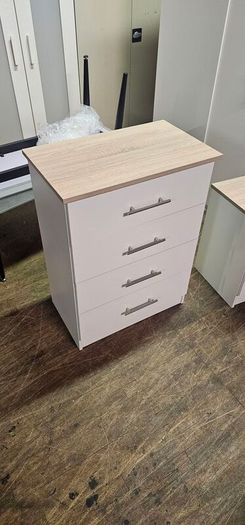 Brand new, 3 Piece bedroom set.