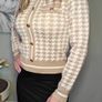 Paris beige sweater with patterns Image 3