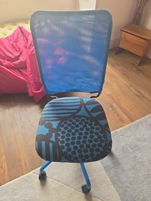 desk chair