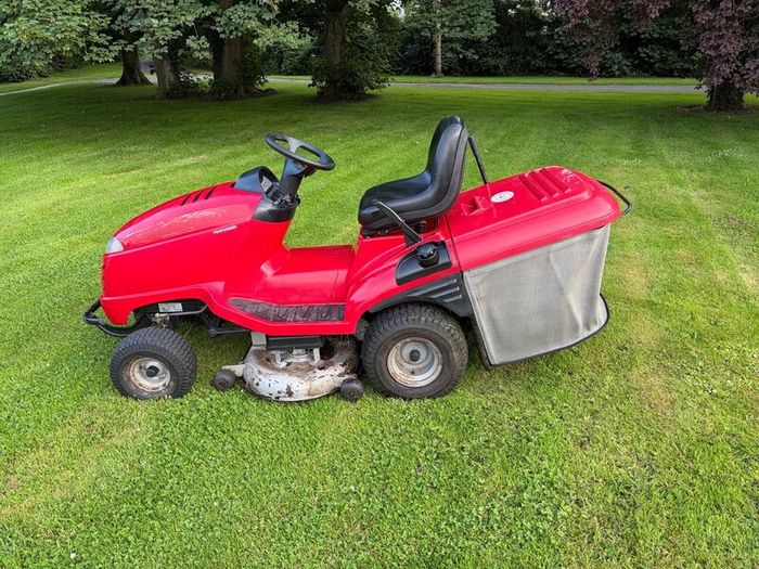 Ride on mower