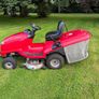 Ride on mower Image 2